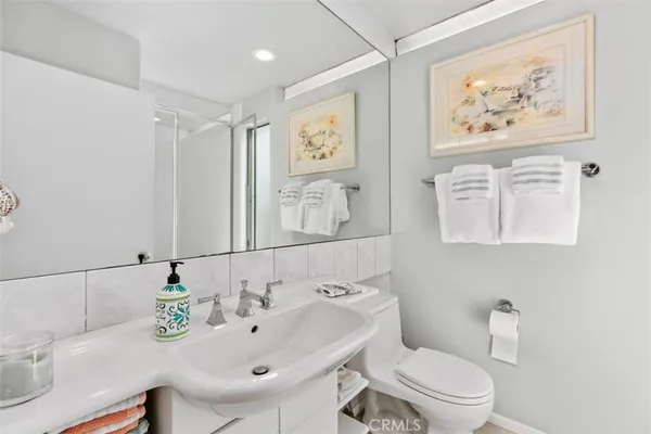 $5,900 | 436 Fernleaf Avenue, Unit 1/2, Corona del Mar, CA 92625