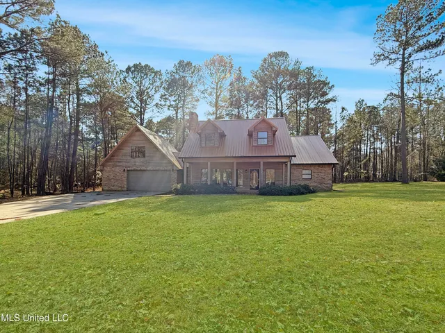 $399,000 | 519 Lake Eddins 1638, Pachuta, MS 39347