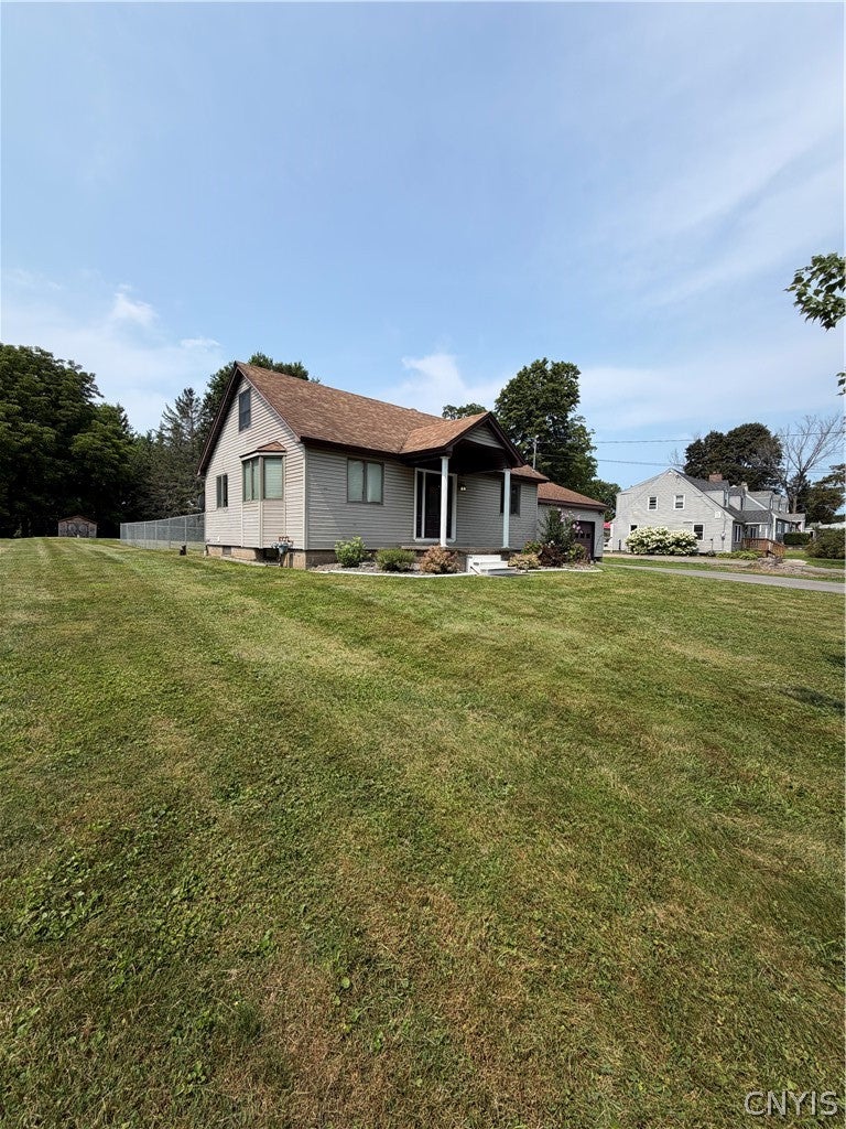 682 West River Road Oswego, NY 13126 - Photo 2 of 25 Gallery Image 2