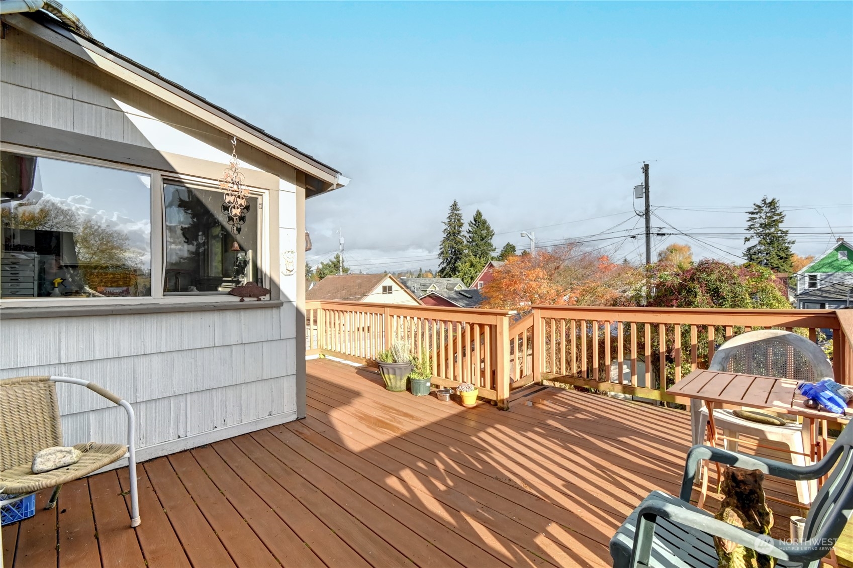 2223 Rockefeller Avenue Everett, WA 98201 - Photo 3 of 21 a view of a balcony with wooden floor