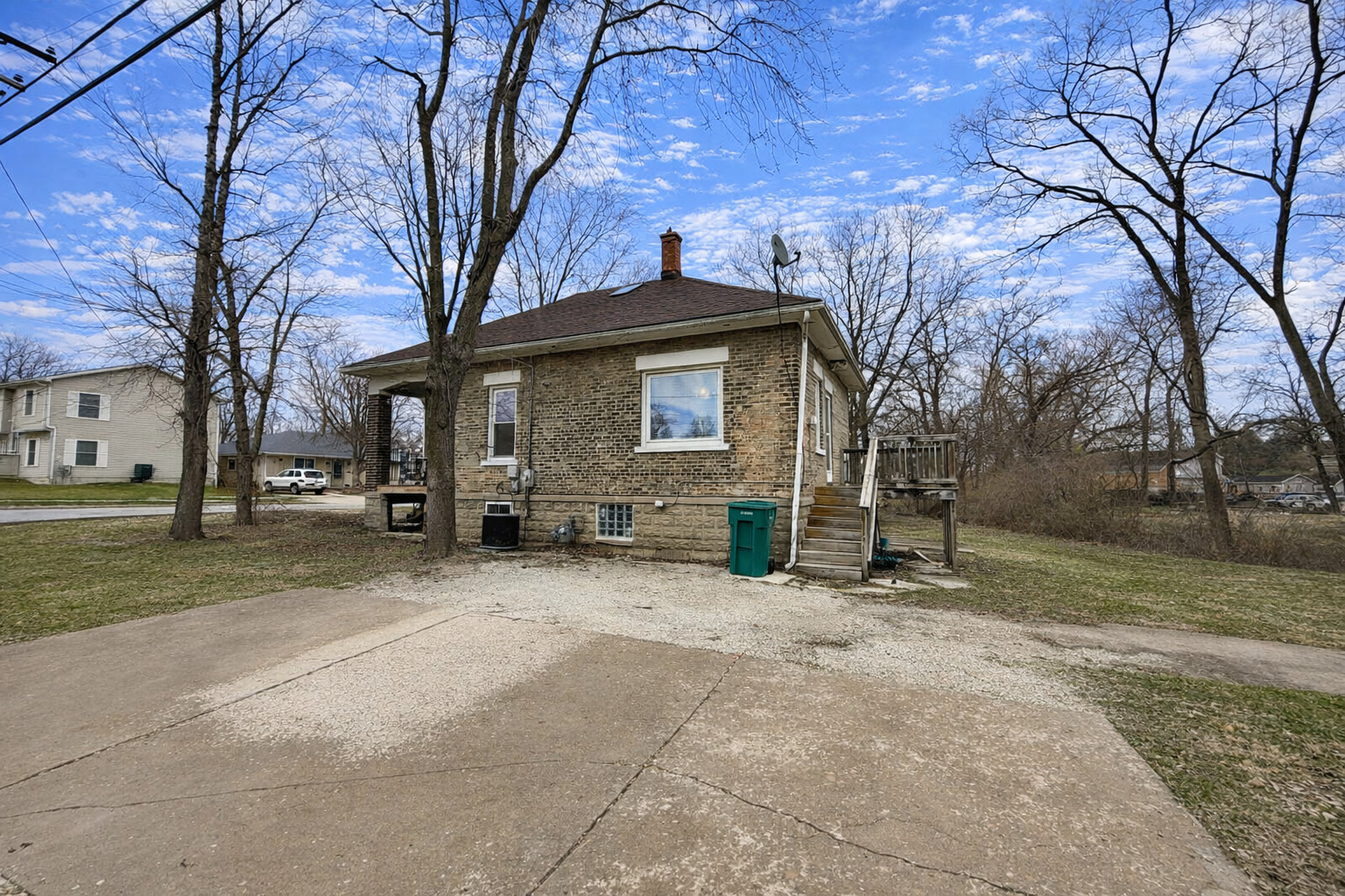 1200 Ada Street Joliet, IL 60432 - Photo 2 of 25