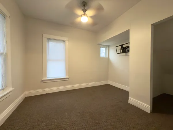 $1,900 | 1200 Ada Street, Joliet, IL 60432