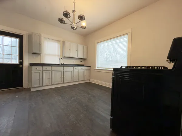 $1,900 | 1200 Ada Street, Joliet, IL 60432