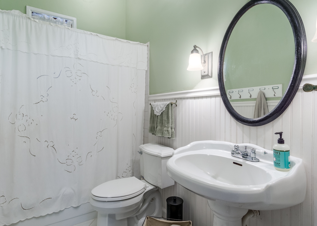 14095 Proctor Valley Road Jamul, CA 91935 - Photo 17 of 23 Downstairs Front Bathroom