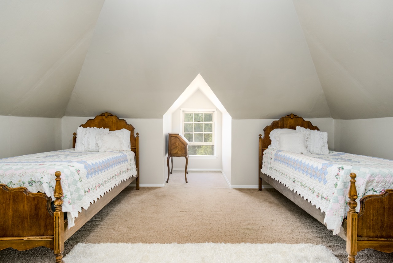 14095 Proctor Valley Road Jamul, CA 91935 - Photo 21 of 23 Upstairs Bedroom #2
