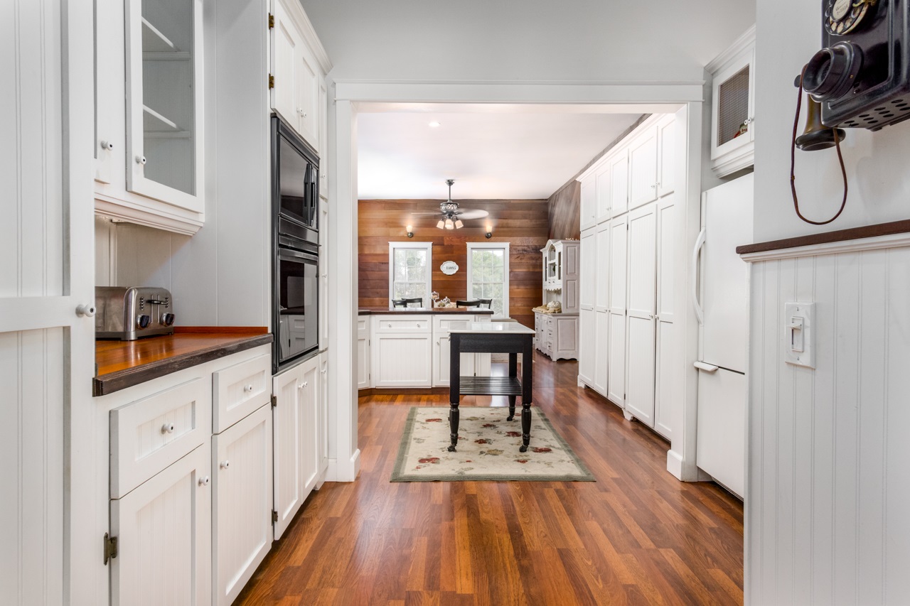 14095 Proctor Valley Road Jamul, CA 91935 - Photo 8 of 23 Remodeled Kitchen