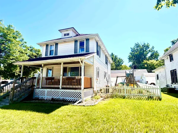 $229,900 | 697 North Central Avenue, Richland Center, WI 53581