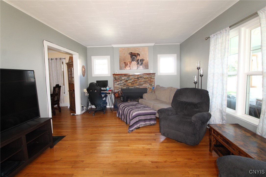 1911 Brewerton Road Salina, NY 13211 - Photo 16 of 50