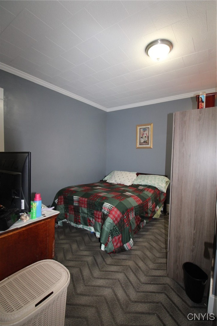 1911 Brewerton Road Salina, NY 13211 - Photo 30 of 50