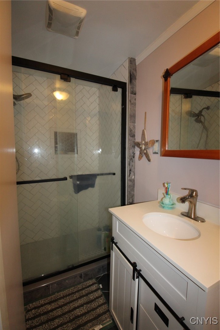 1911 Brewerton Road Salina, NY 13211 - Photo 32 of 50