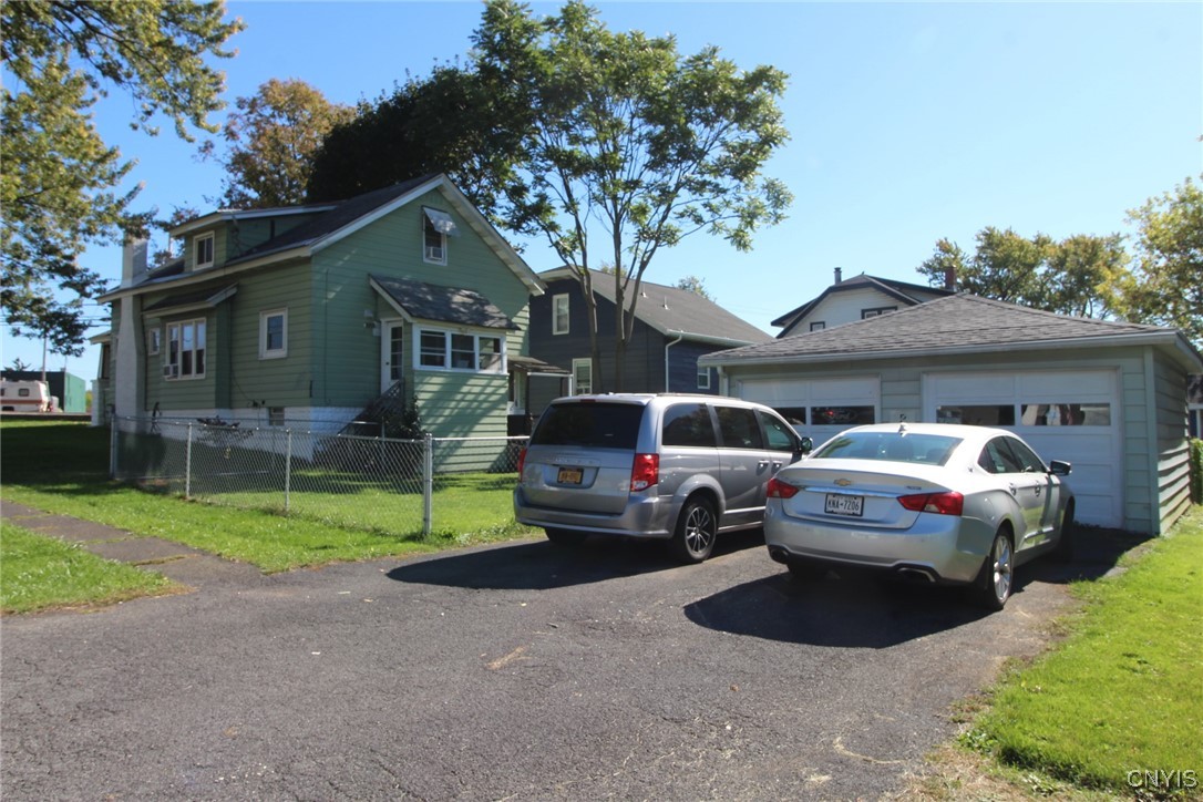 1911 Brewerton Road Salina, NY 13211 - Photo 9 of 50