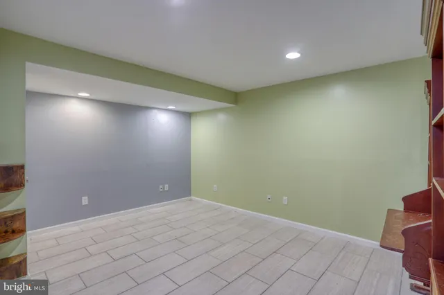 $719,000 | 30200 Whitehall Drive, Milton, DE 19968