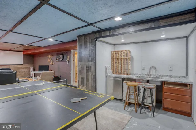 $719,000 | 30200 Whitehall Drive, Milton, DE 19968