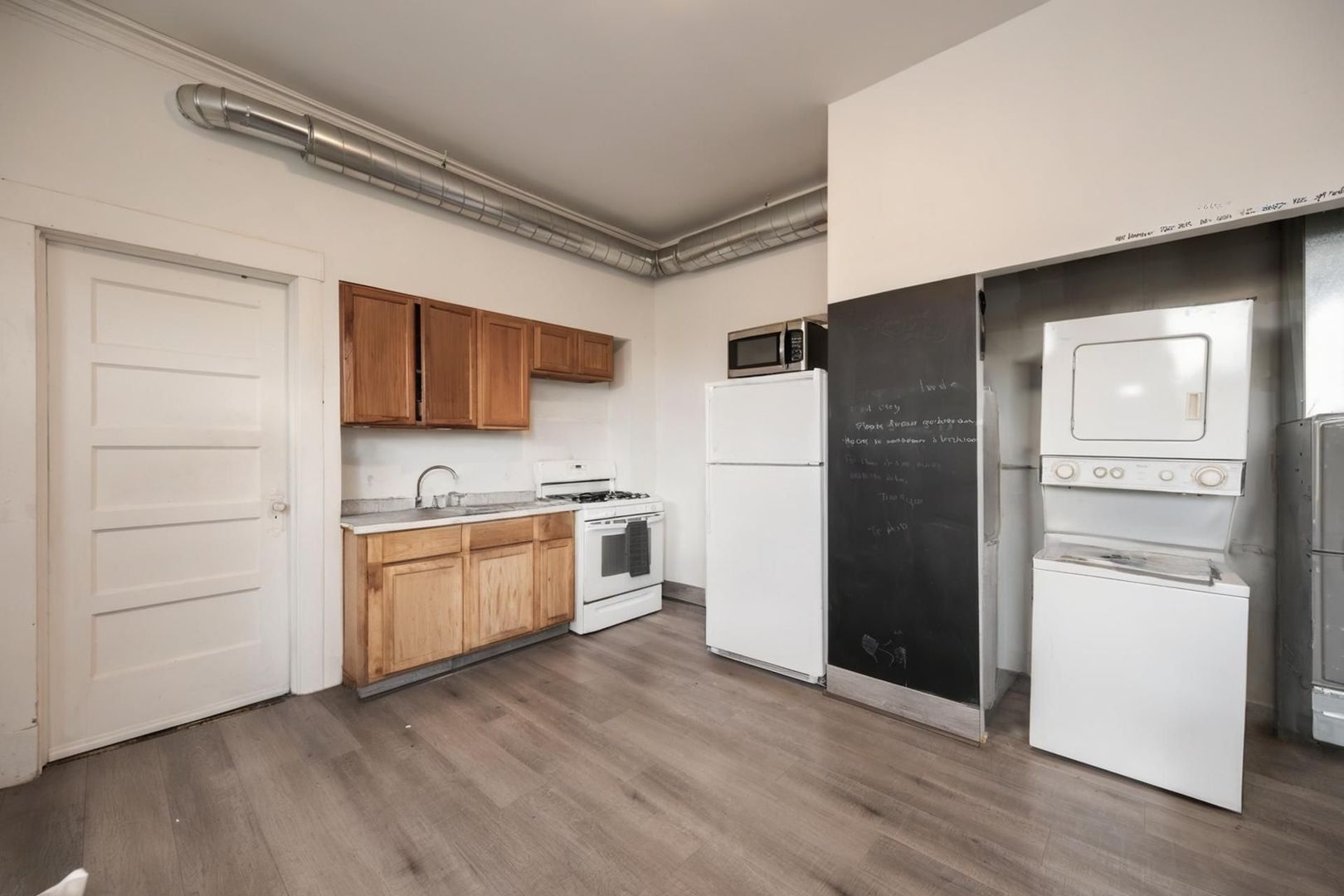 352 South Hamlin Boulevard Chicago, IL 60624 - Photo 4 of 9