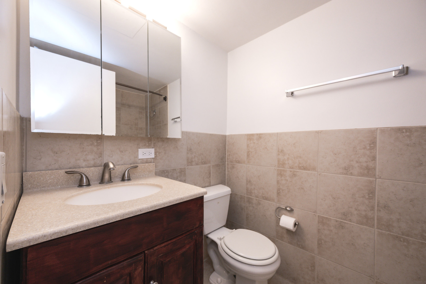 352 South Hamlin Boulevard Chicago, IL 60624 - Photo 7 of 9