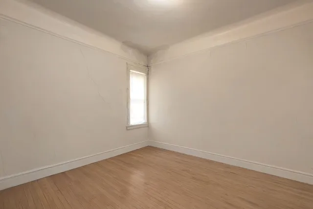 $549,900 | 352 South Hamlin Boulevard, Chicago, IL 60624