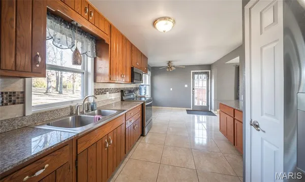 $375,000 | 13445 County Road 5110, Rolla, MO 65401