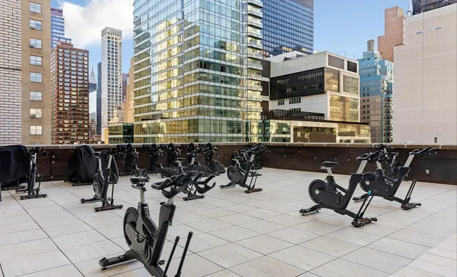 $720,000 | 303 East 57th Street, Unit 6AB | Sutton Place