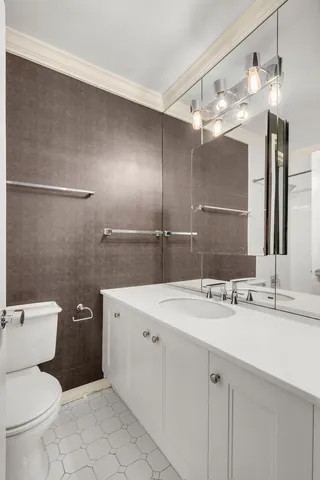 $720,000 | 303 East 57th Street, Unit 6AB | Sutton Place