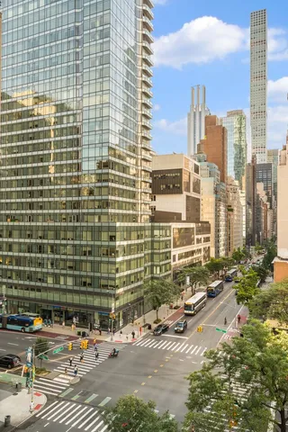 $720,000 | 303 East 57th Street, Unit 6AB | Sutton Place