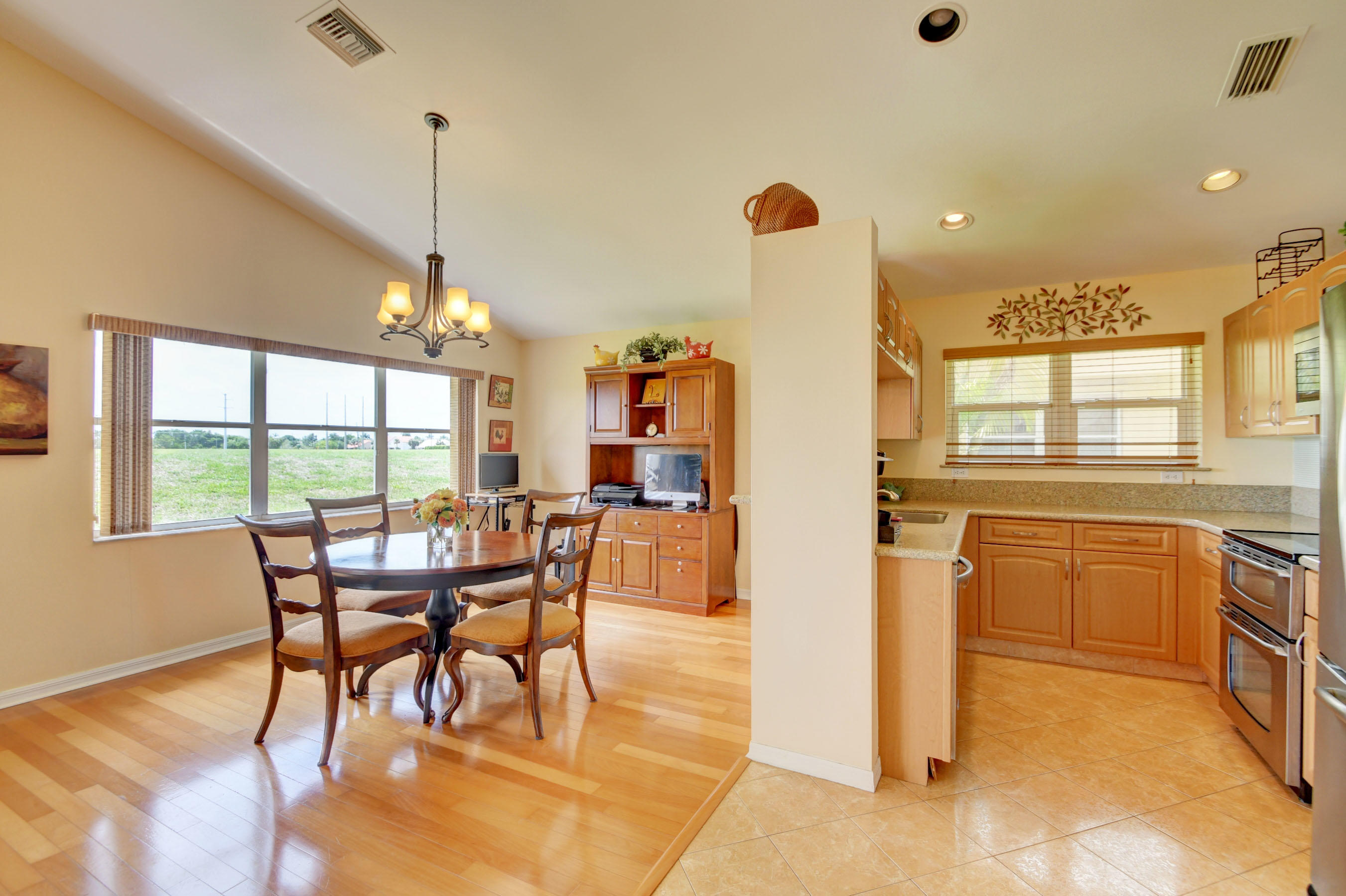 10958 Lakemore Lane Boca Raton, FL 33498 - Photo 13 of 37 Eat in Area