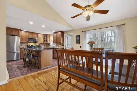 $639,900 | 148 Highwoods Drive, Guilford, CT 06437