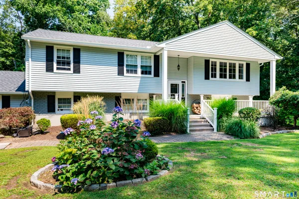 $639,900 | 148 Highwoods Drive, Guilford, CT 06437