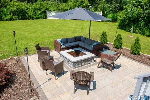 $639,900 | 148 Highwoods Drive, Guilford, CT 06437