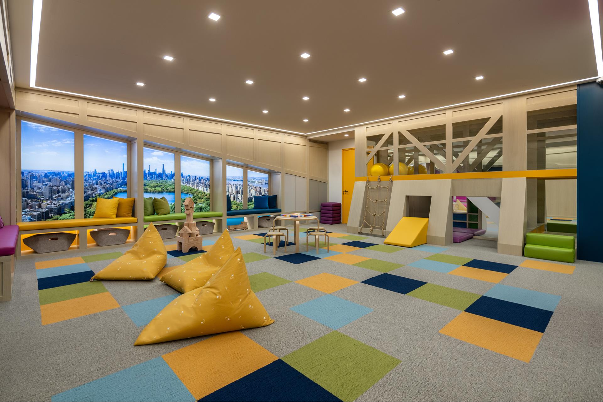 53 West 53rd Street, Unit 72B Manhattan, NY 10019 - Photo 31 of 39 a view of a room with gym equipment