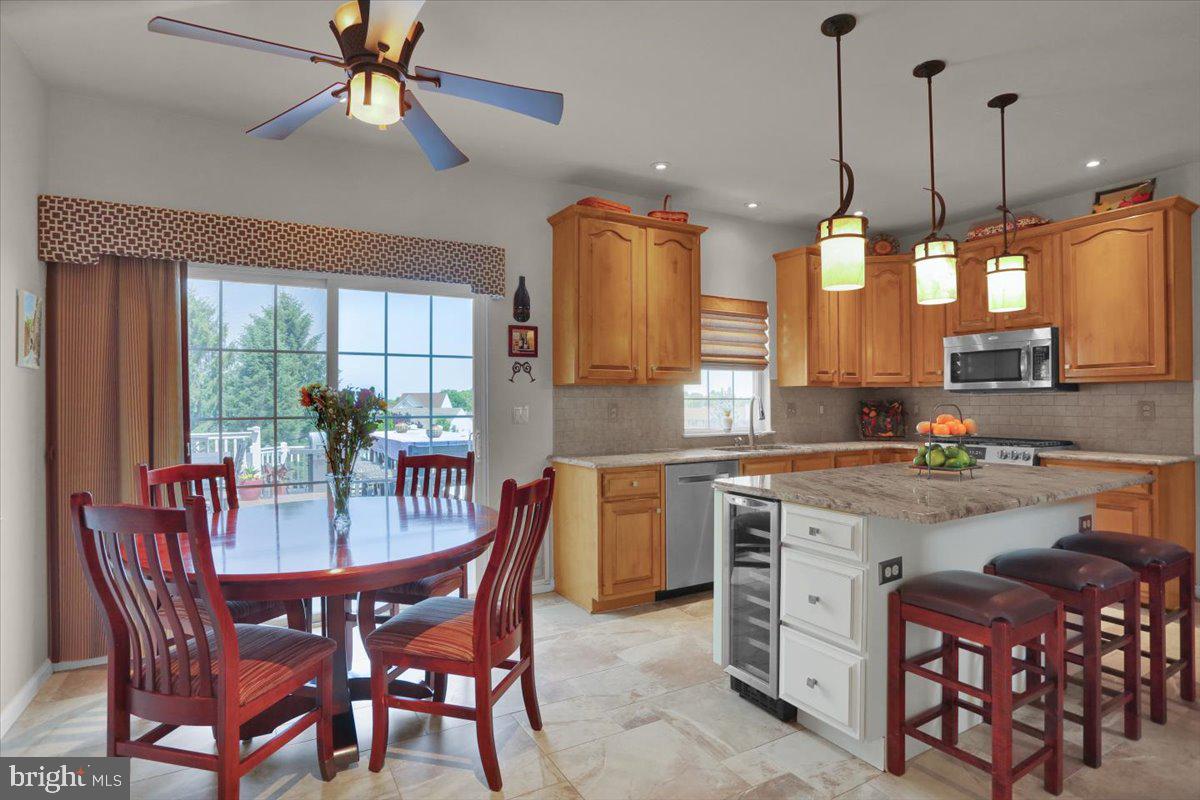 2513 Simon Drive Sinking Spring, PA 19608 - Photo 19 of 69 Gallery Image 19