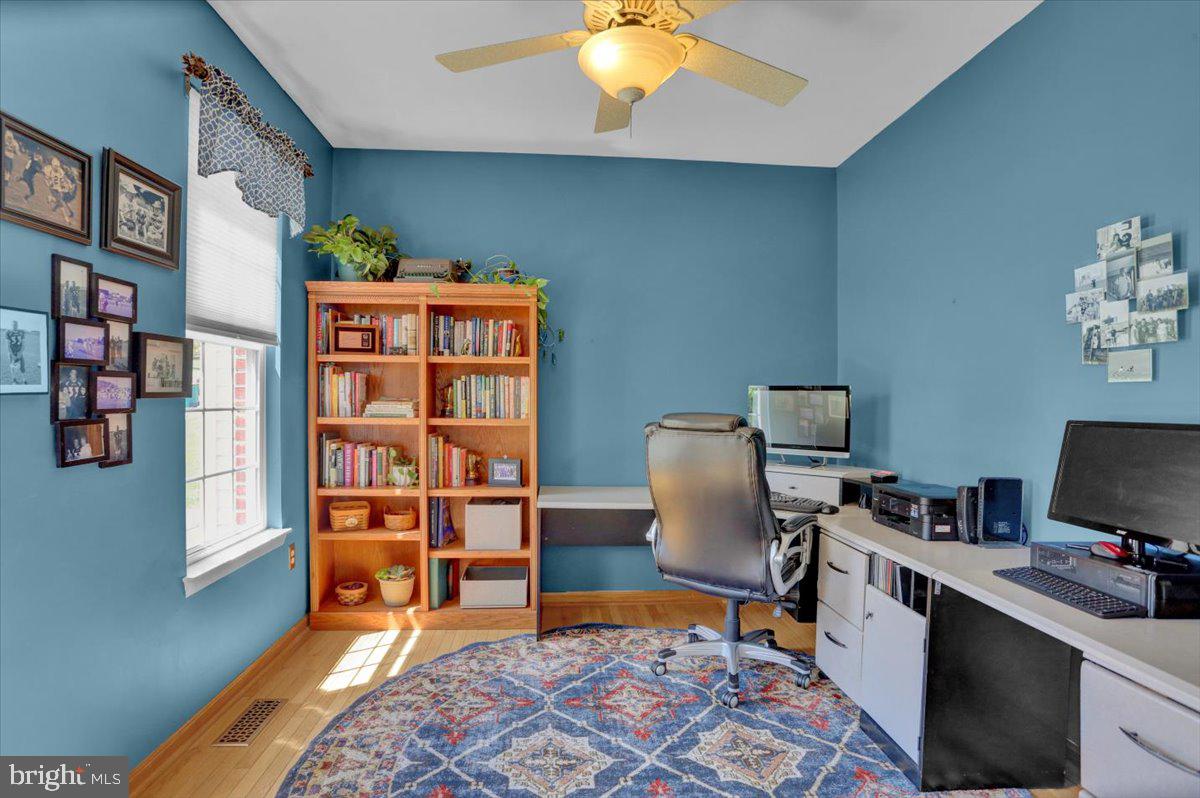 2513 Simon Drive Sinking Spring, PA 19608 - Photo 7 of 69 Gallery Image 7