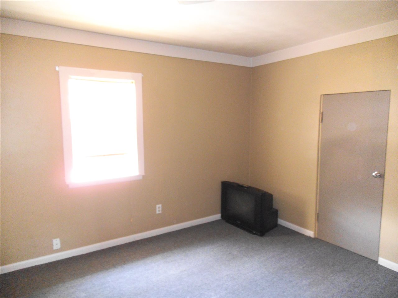 908 Polk Street Bay City, MI 48708 - Photo 9 of 15 Gallery Image 9