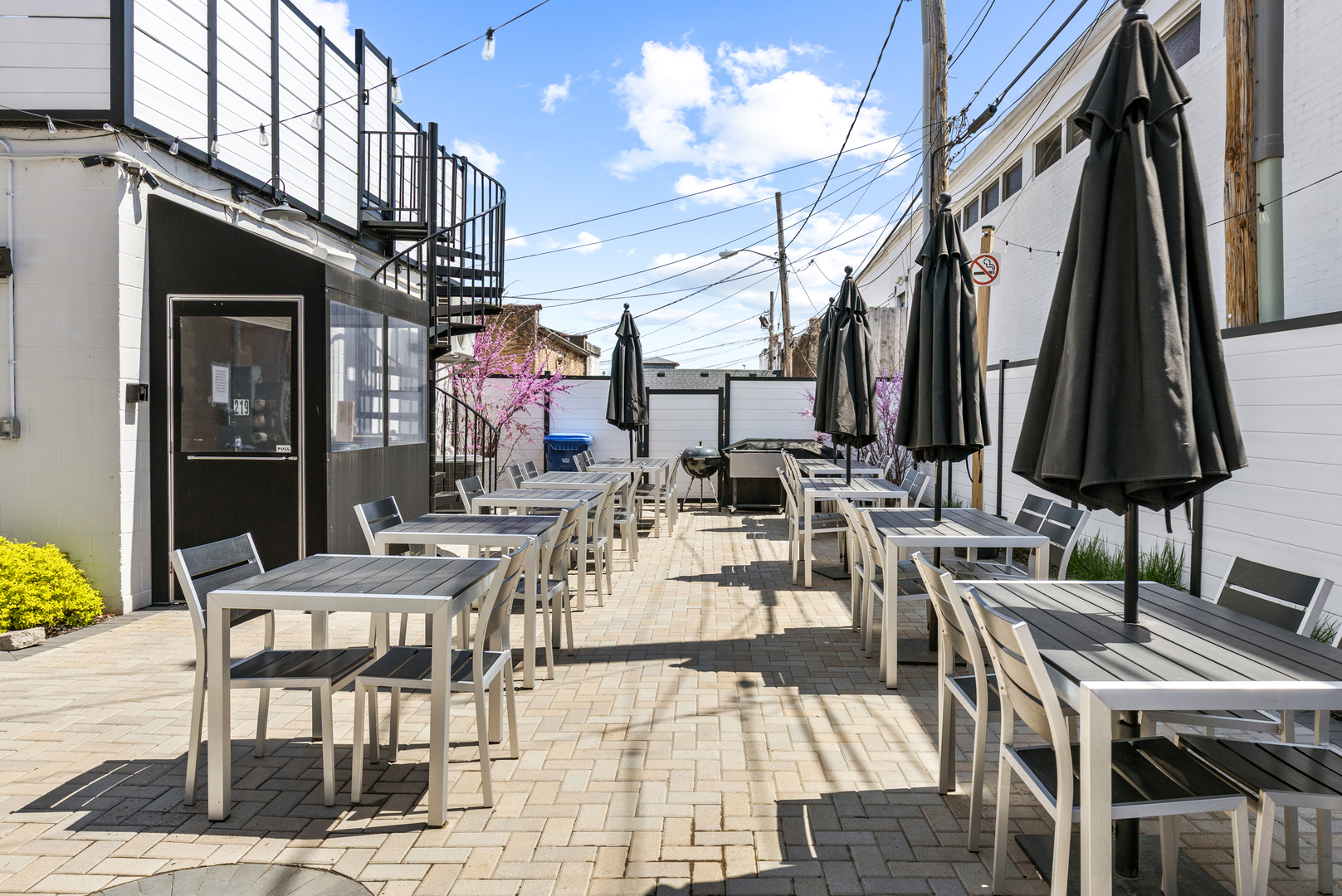 219 West Main Street St. Charles, IL 60174 - Photo 30 of 30 a view of a patio with a table and chairs