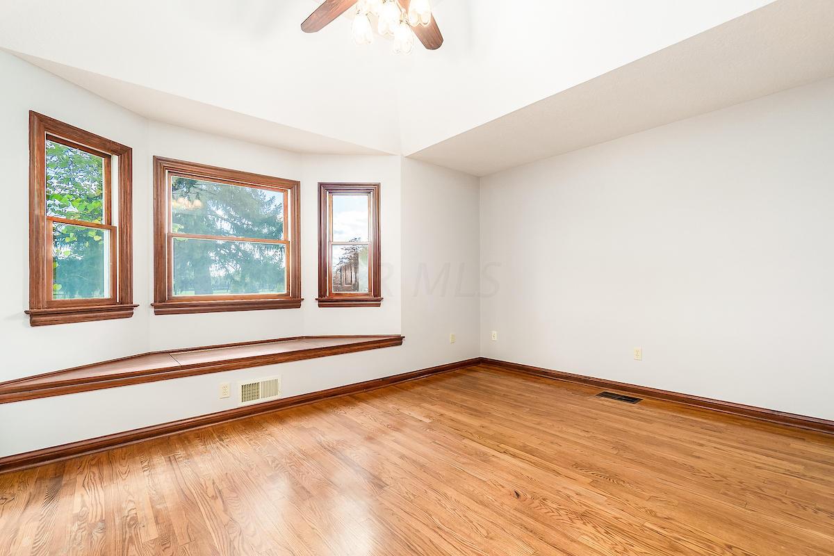 1876 Ridgeview Road Columbus, OH 43221 - Photo 15 of 24