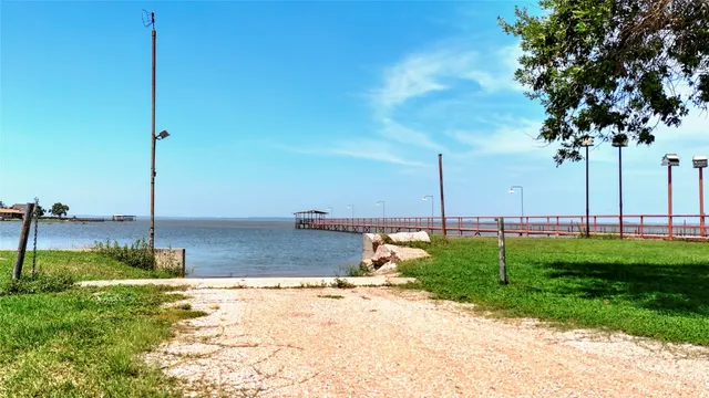 $995,000 | 1504 Ranch Road 261, Buchanan Dam, TX 78609