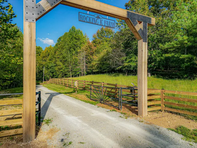 $2,720,000 | 144 Abberly Lane, Hohenwald, TN 38462