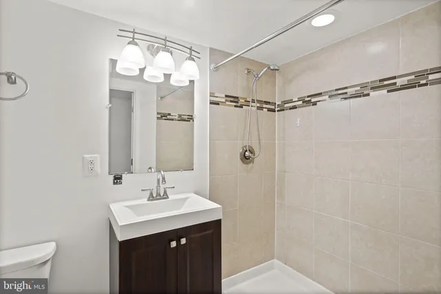 $250,000 | 121 South Poppleton Street, Baltimore, MD 21201