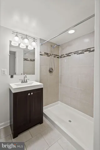 $250,000 | 121 South Poppleton Street, Baltimore, MD 21201