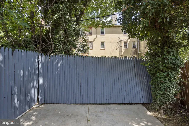 $250,000 | 121 South Poppleton Street, Baltimore, MD 21201