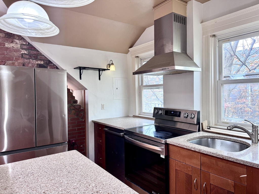 26 Alpha Road, Unit 2 Boston, MA 02124 - Photo 2 of 11