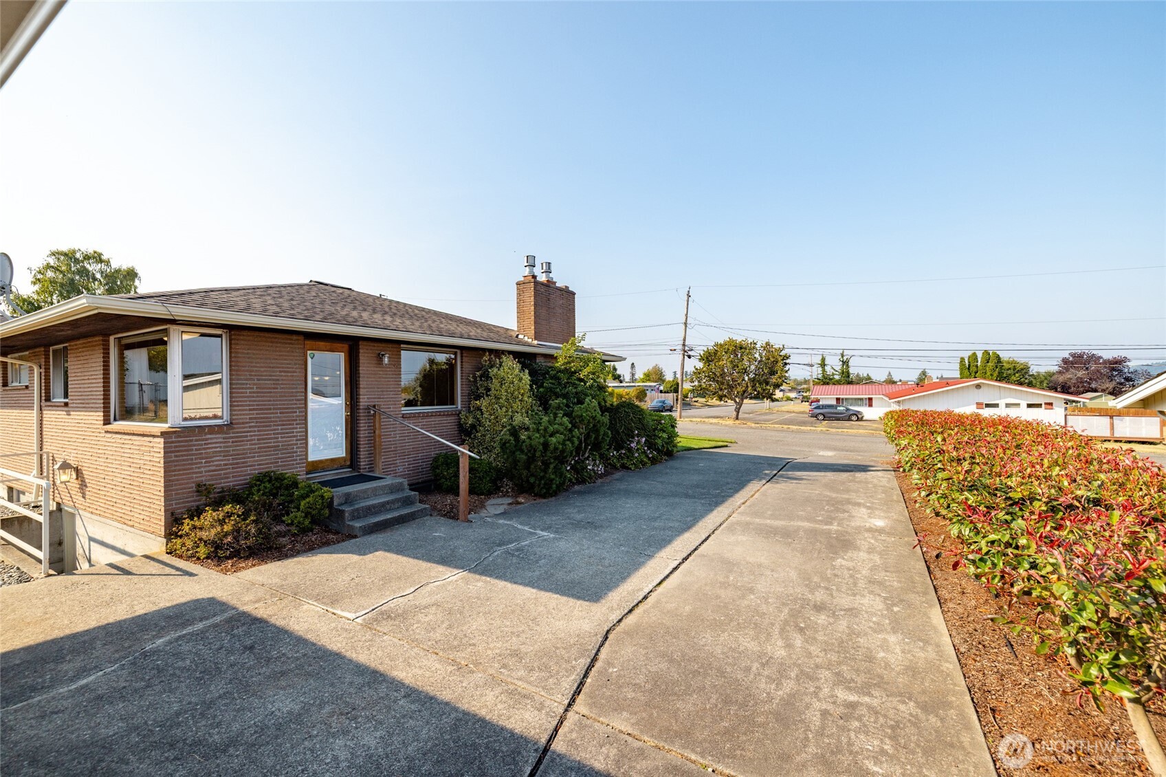 1307 26th Street Anacortes, WA 98221 - Photo 36 of 40 a view of a house with a patio