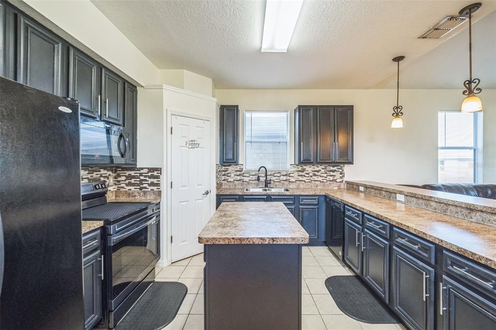 2911 Southeast 75th Boulevard Bushnell, FL 33513 - Photo 4 of 15