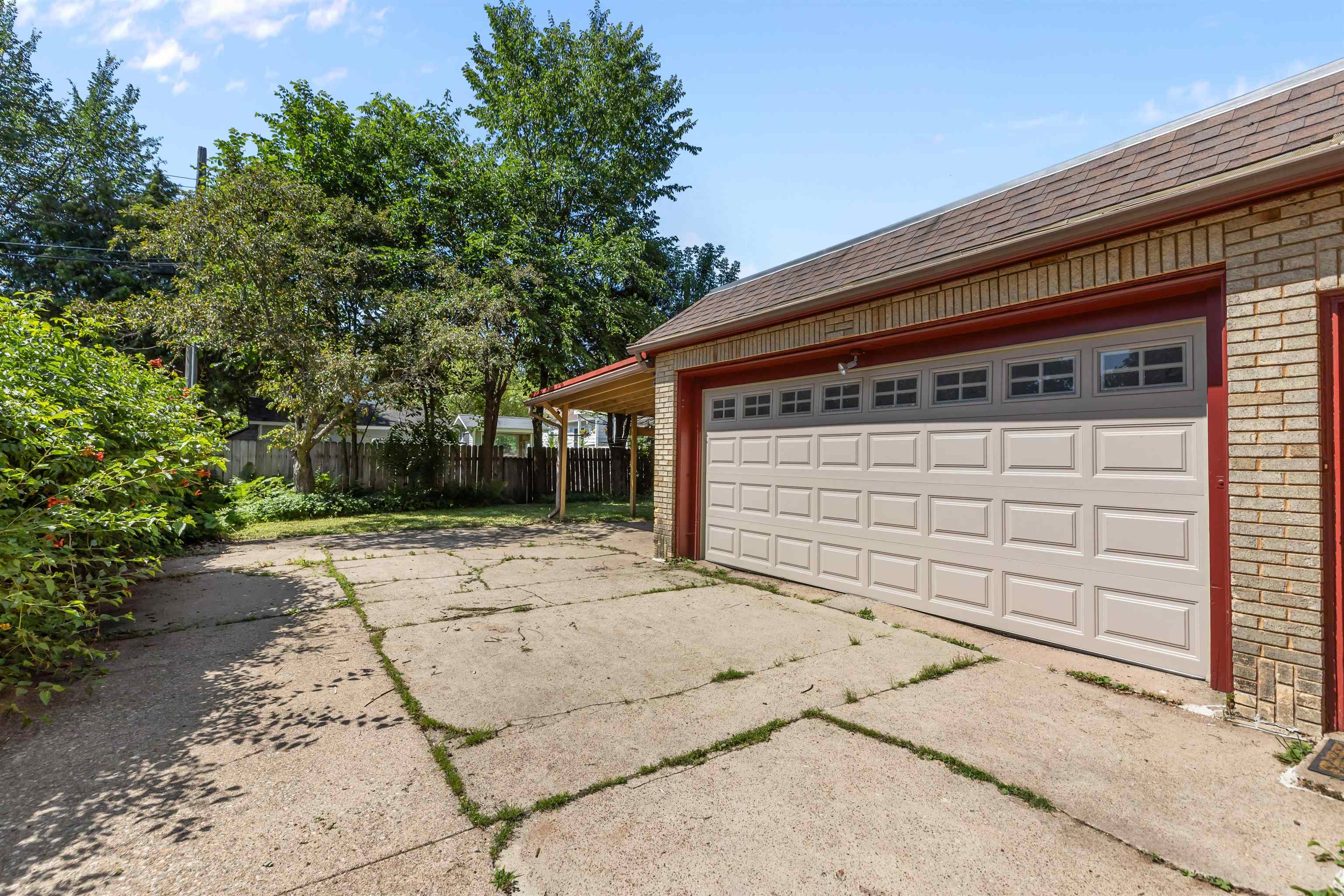 1609 Clark Street Stevens Point, WI 54481 - Photo 39 of 47