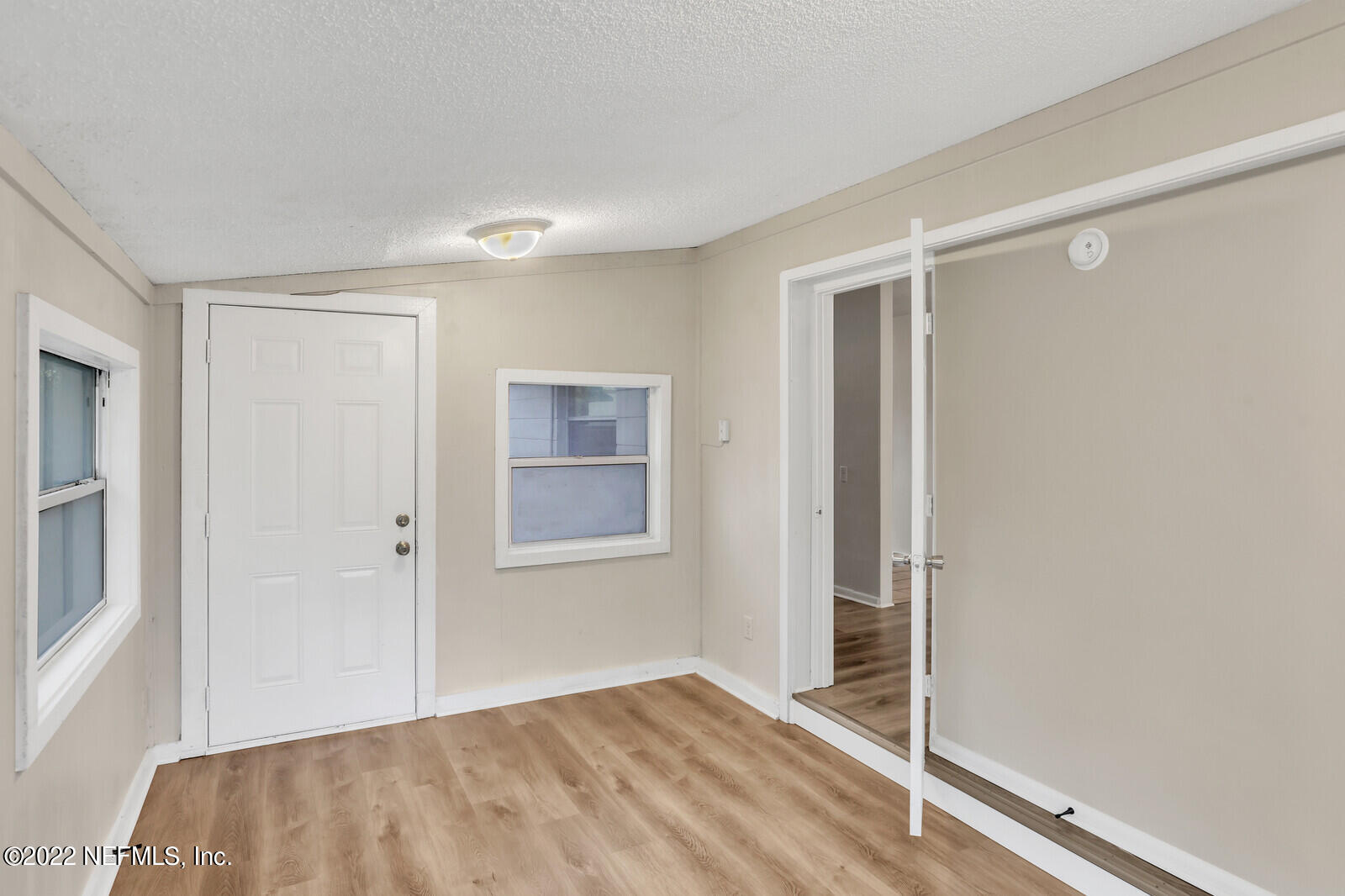 1124 Ellis Road South Jacksonville, FL 32205 - Photo 13 of 30 Florida Room
