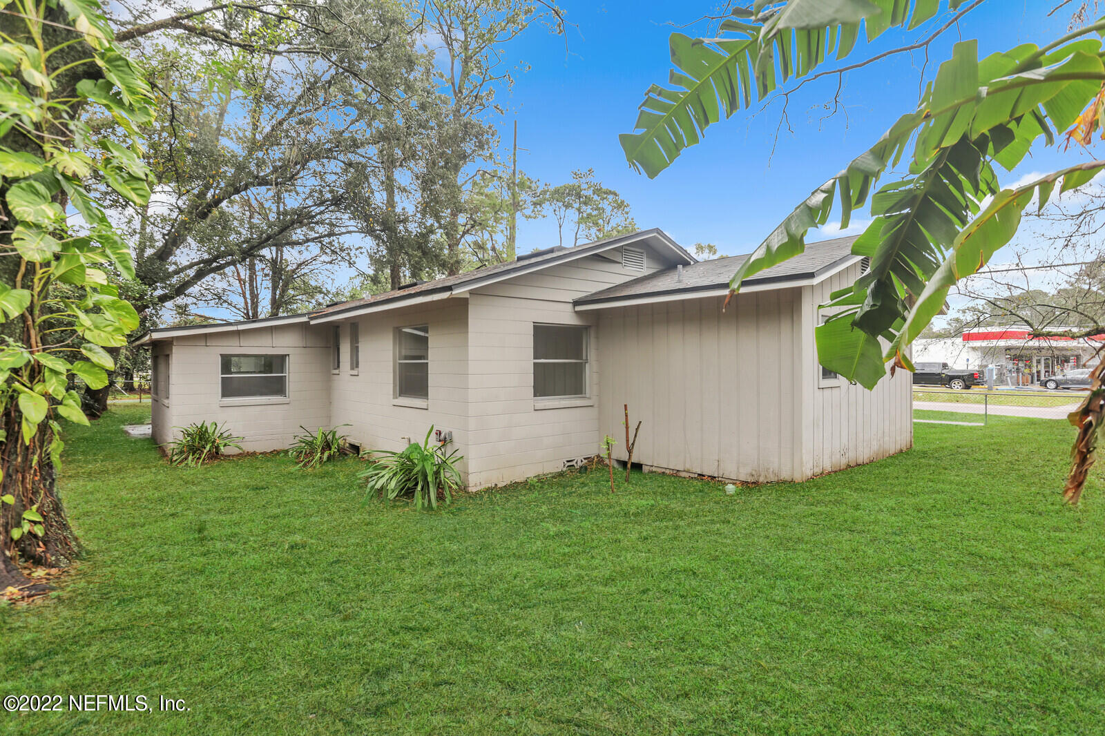 1124 Ellis Road South Jacksonville, FL 32205 - Photo 29 of 30 Backyard