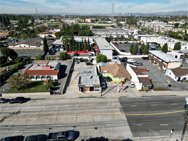 $750,000 | 10231 Old River School Road, Downey, CA 90241
