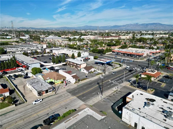 $750,000 | 10231 Old River School Road, Downey, CA 90241