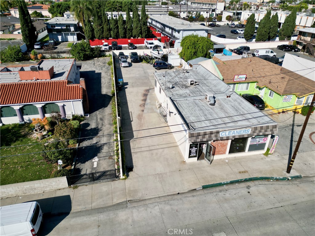 10231 Old River School Road Downey, CA 90241 - Photo 8 of 18