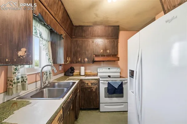 $260,000 | 1337 Maxwell Street, Colorado Springs, CO 80906