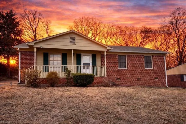 $200,000 | 717 Belmont Drive, High Point, NC 27263